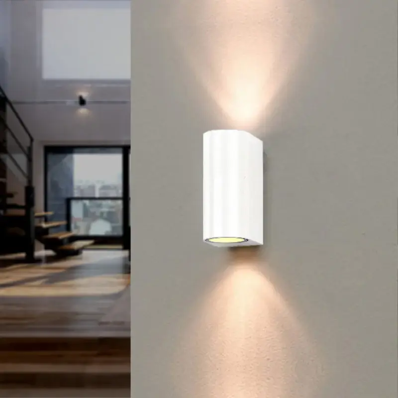 Applique Murale Blanche LED IP44 double faisceau GU10 Super Prix