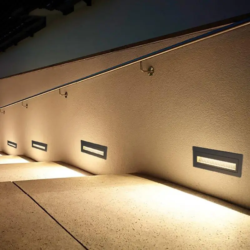 Balise LED en Saillie Rectangle 3W 220V 65° Noire IP65 pour Escaliers Soldes