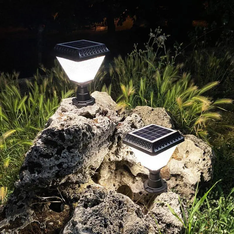 Offre Du Jour Lanterne Extérieure Solaire Crépusculaire IP65 2W