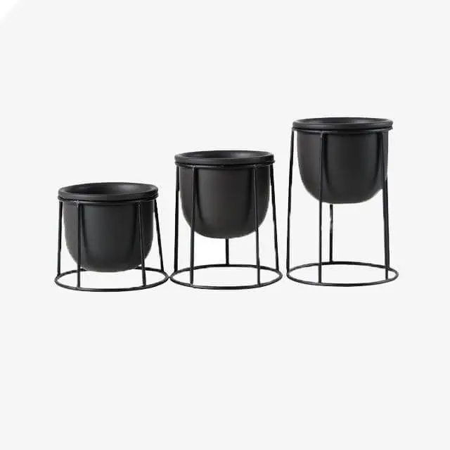 Set of 3 modern scandinavian style plant stands Prix Cassé