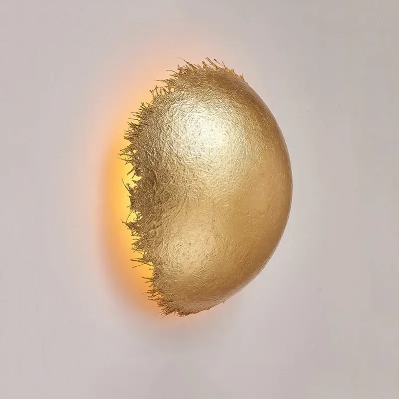 Offre Exclusive American style gold leaf led wall light for shops and restaurants