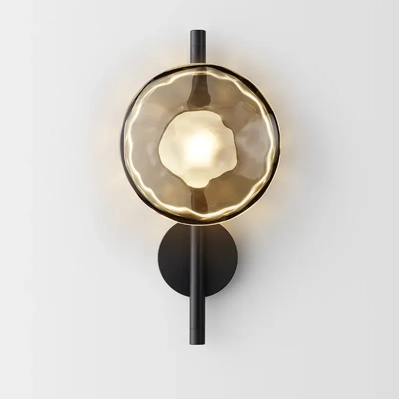 Nordic clear glass wall light with metal lamp Prix Cassé