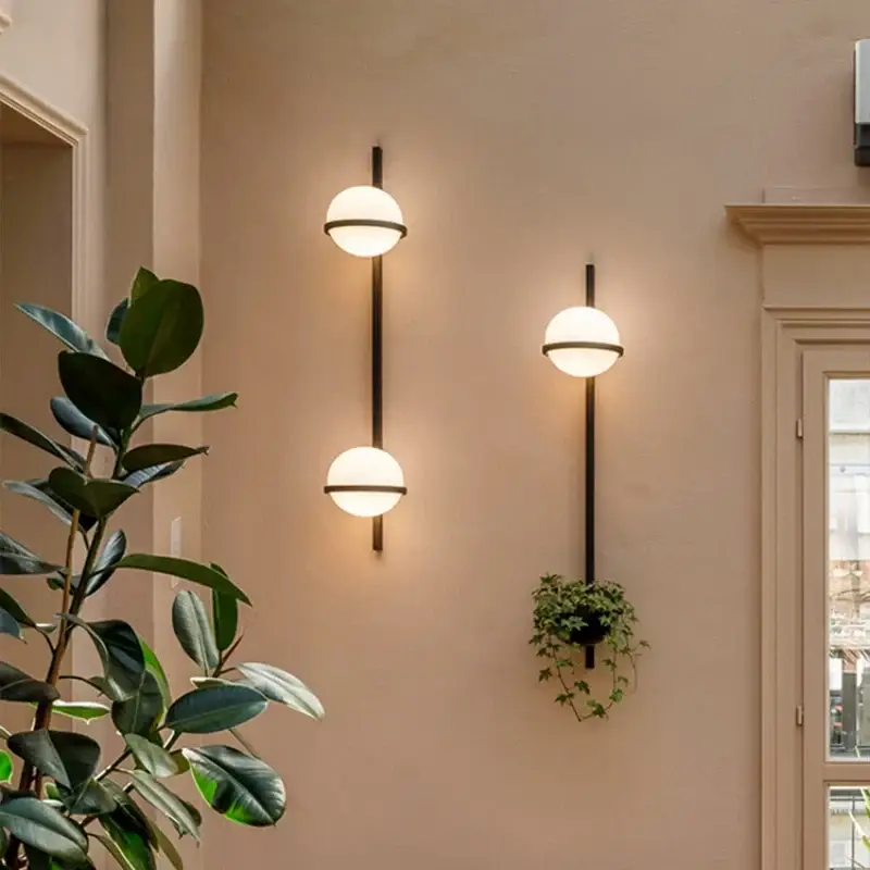 Modern art deco wall light with acrylic ball and 3 adjustable brigh... Offre Du Jour