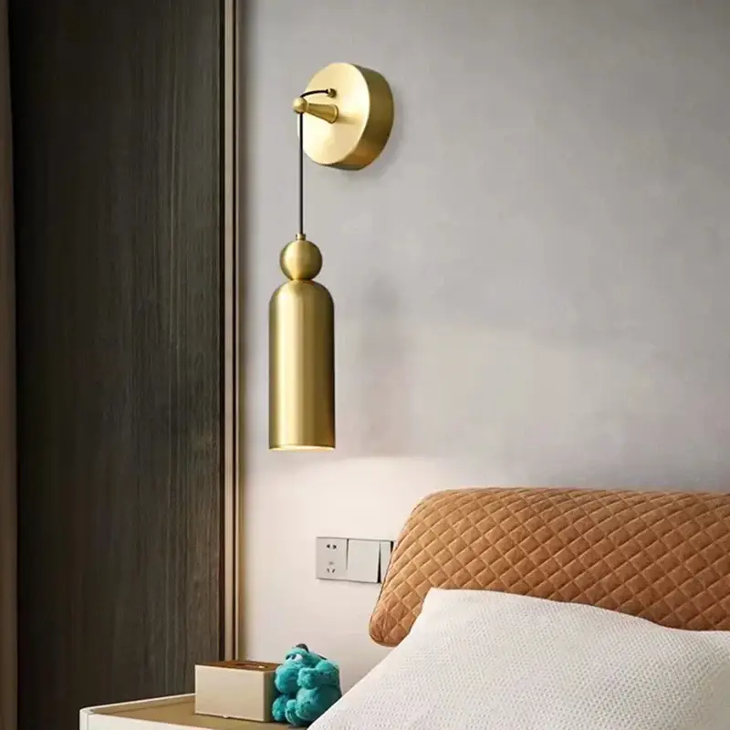 Modern minimalist wall light with adjustable cord Livraison Express