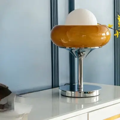 Vintage bauhaus style egg tart table lamp Offre Limitée