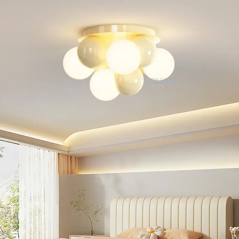 Nordic round bubble led chandelier for children's room Expédié Aujourd'hui