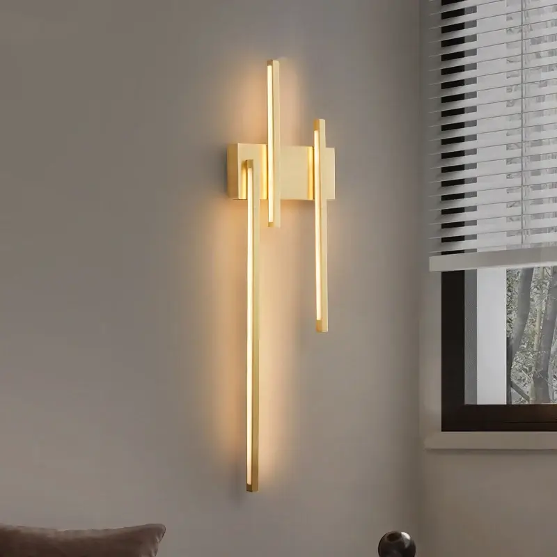 Commander Maintenant Modern minimalist brass led wall light