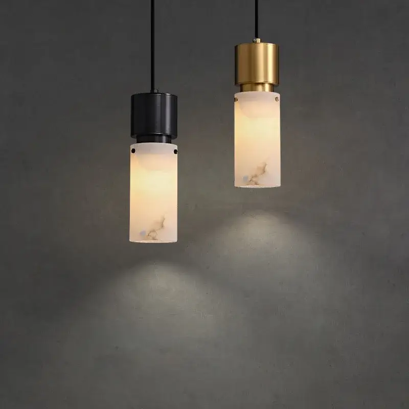 Natural marble chandelier with adjustable brass cord Seulement Aujourd'hui