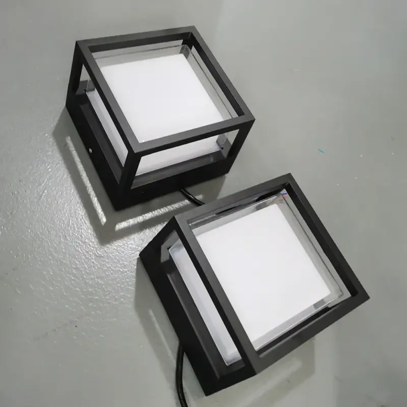 Modern waterproof ceiling light for elegant and stylish interior decor Nouveauté
