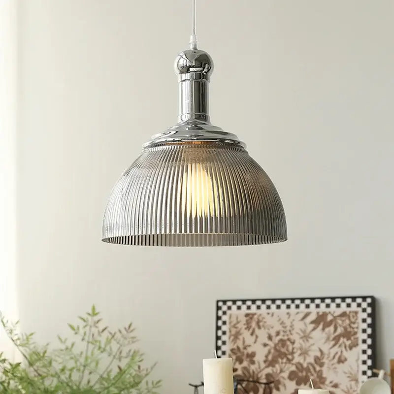 Achetez Aujourd'hui Vintage glass chandelier for retro and elegant decor