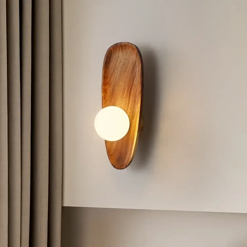 Certifié Natural wood wall lamp with vintage glass shade