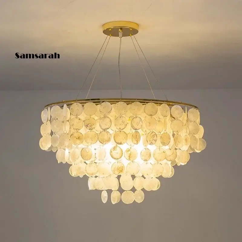 Pas Cher Gold metal pendant light for an elegant interior