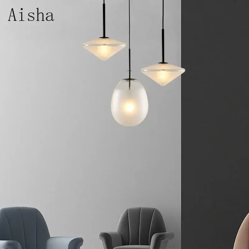 Postmodern glass pendant light for elegant interior decor Réduction