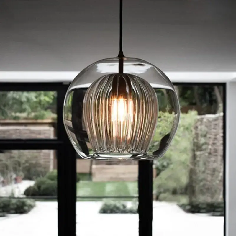 Round glass pendant light with elegant industrial style Prix Choc