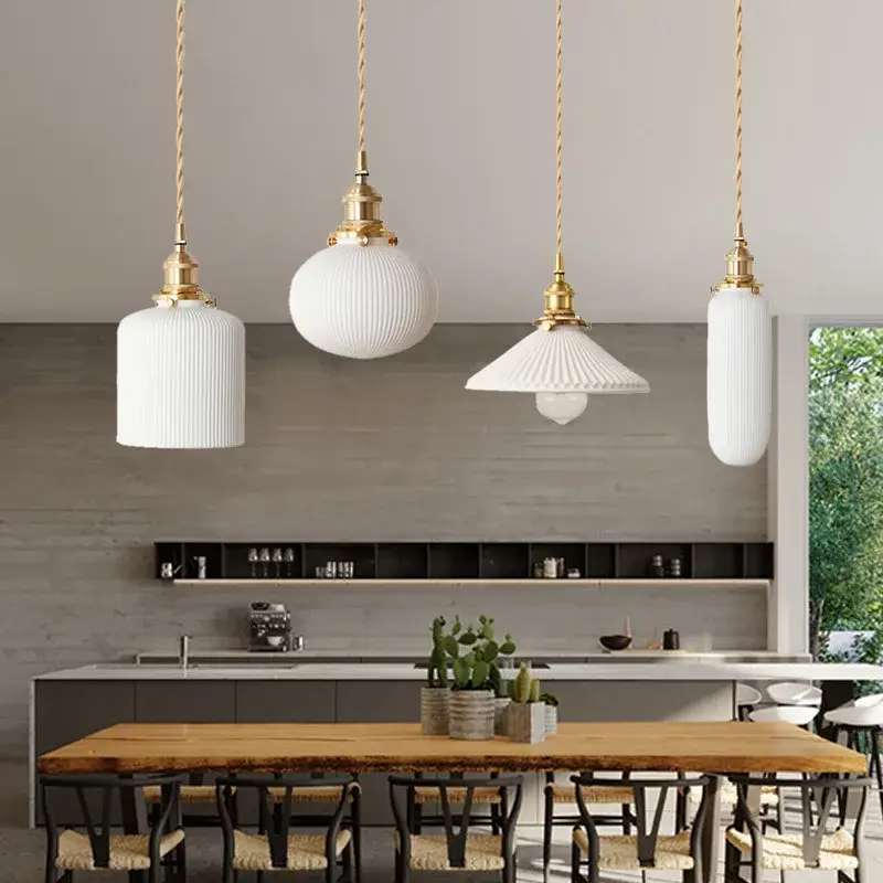 Adjustable modern brass pendant light for rustic interiors Acheter Direct