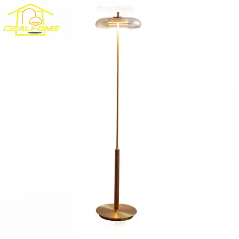 Classic designer brass and walnut floor lamp with led lighting Achat Immédiat