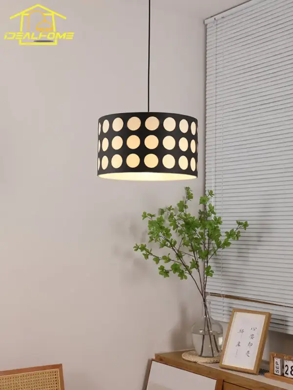 Modern vintage polka dot pendant light for stylish interiors Jusqu'à Épuisement Des Stocks