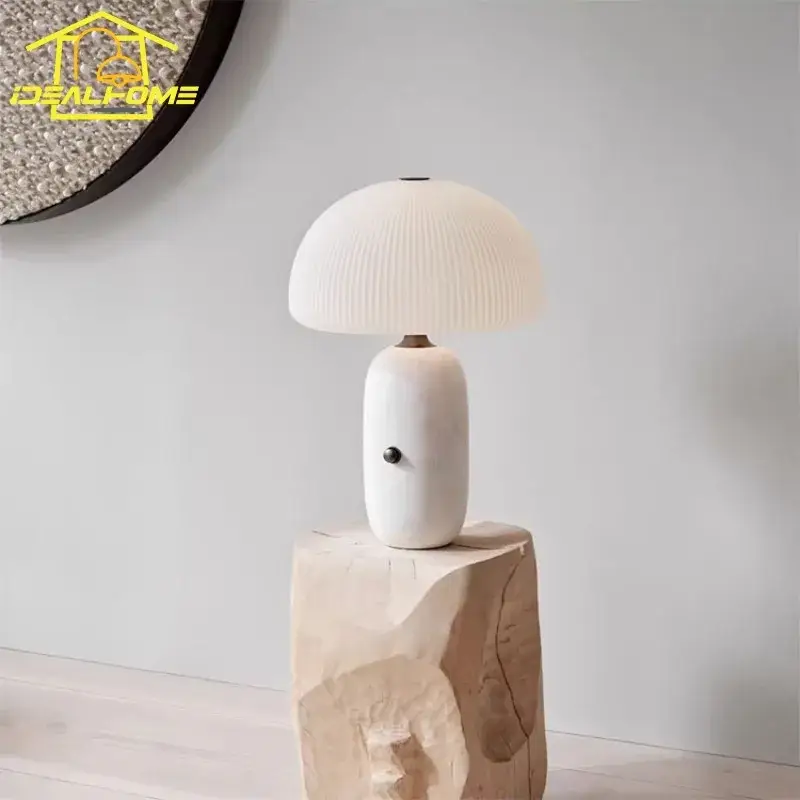 Minimalist marble desk lamp with led lighting Réduction