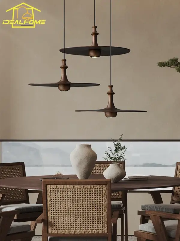 Nouvel Arrivage Minimalist wooden flying saucer pendant light for interiors