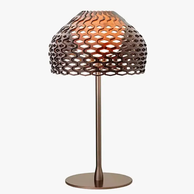 Offre Limitée Modern italian design desk lamp for elegant interiors