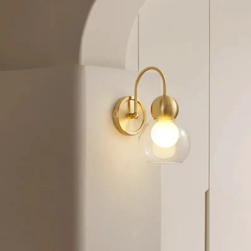 Vente Directe Modern glass and copper wall light with elegant design for interiors