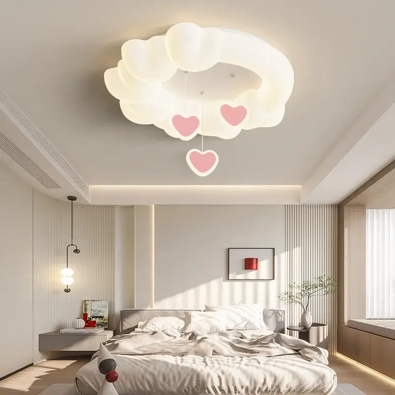 Children's star moon and cloud shaped hanging chandelier Offre Du Jour