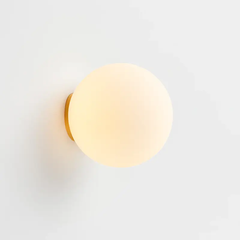 Modern white glass wall light for multiple spaces Nouveauté