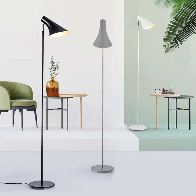 Achetez Aujourd&rsquo;hui Creative retro floor lamp in american and european style