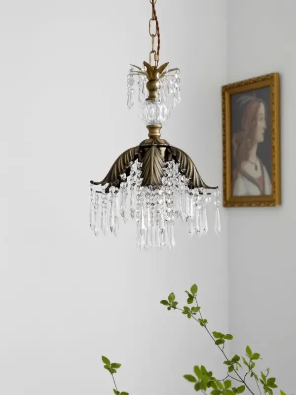 Vintage crystal chandelier for restaurant and hallway decor Jusqu&rsquo;à Épuisement Des Stocks