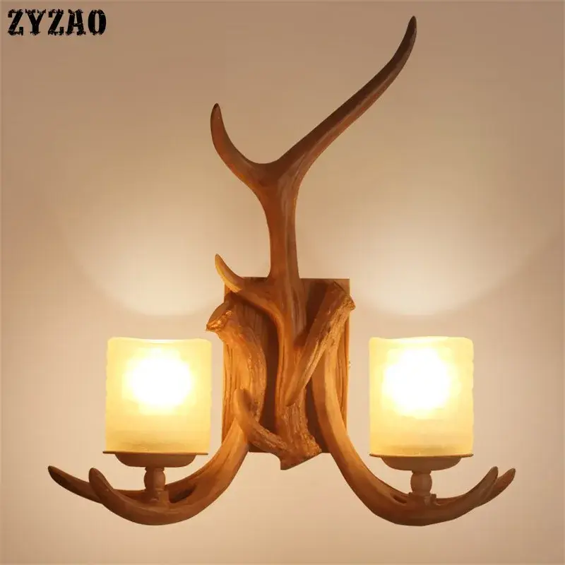 Seulement Aujourd&rsquo;hui Decorative antler wooden wall light for indoors