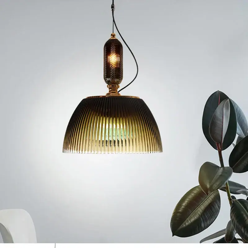 Petit Prix Retro glass pendant light for modern and cosy lighting