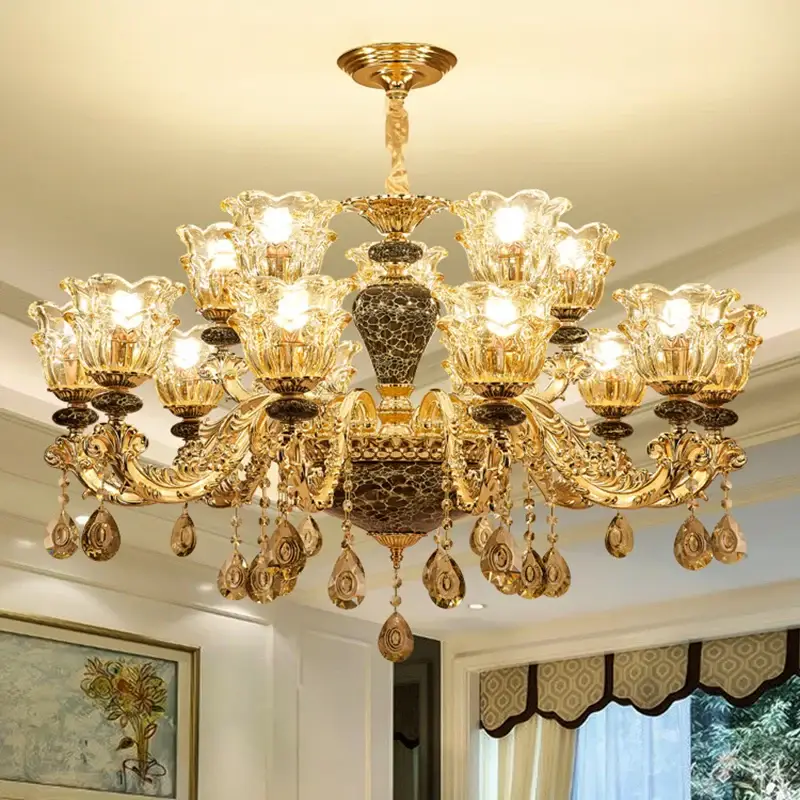 Produit De Marque Luxury crystal chandelier for a minimalist ambience