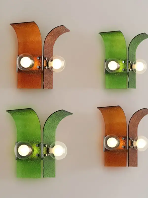 Retro coloured glass wall light for elegant décor Dernier Modèle