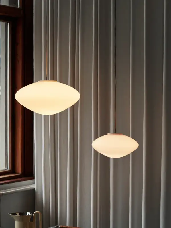 Retour Gratuit Glass chandelier for restaurant and hotel with antique decor