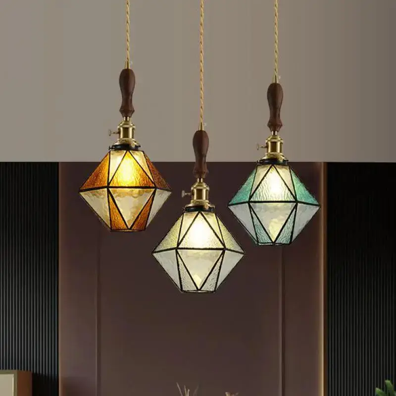 Prix Réduit Multicolour tiffany glass pendant light for elegant interiors