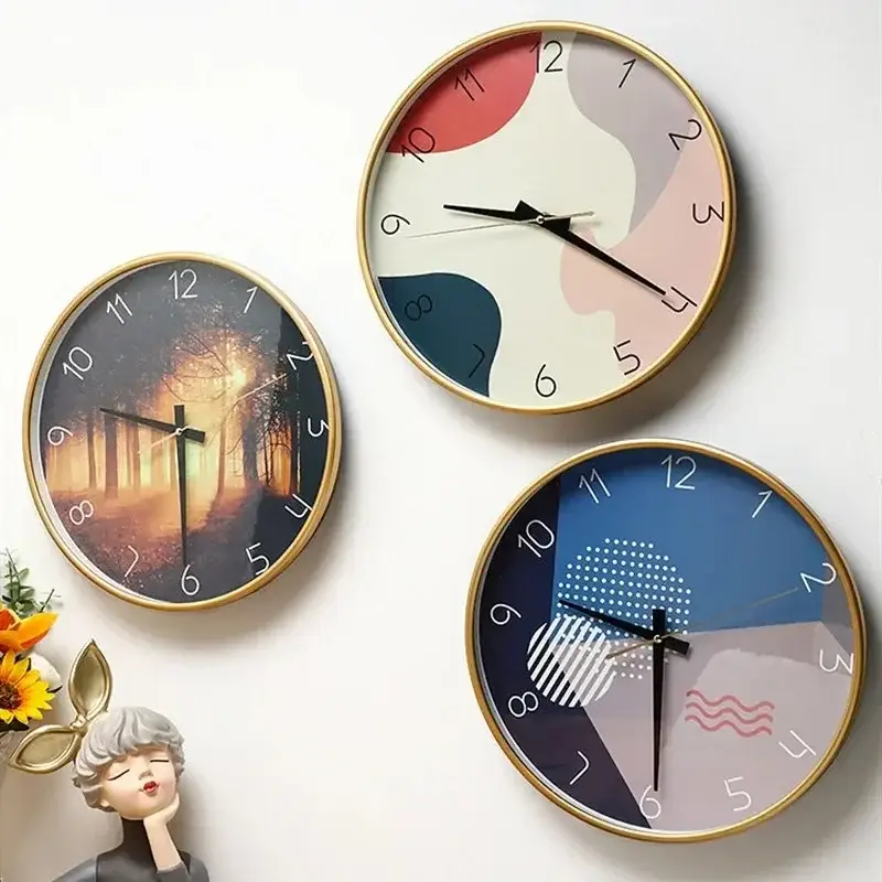 Round glass wall clock for home decor Prix Promo