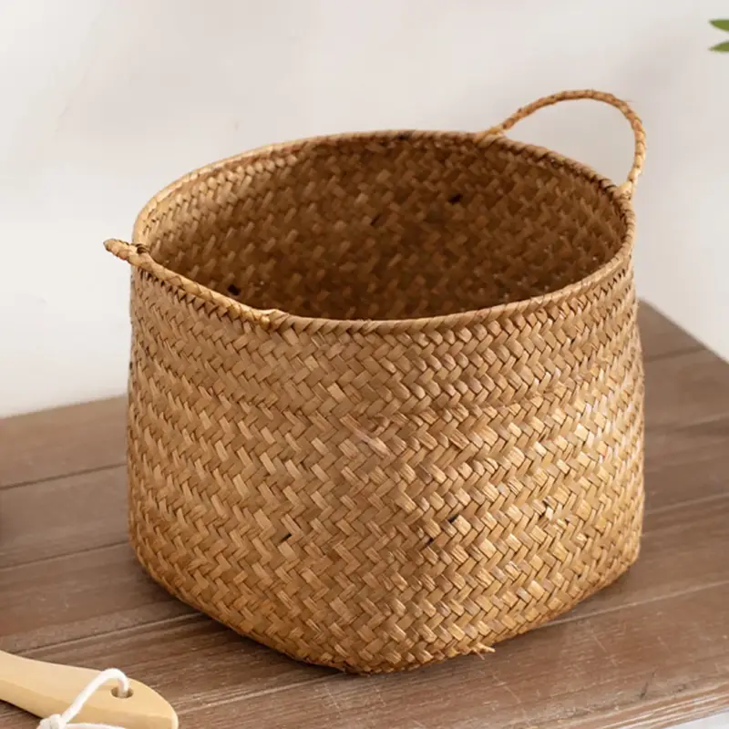 Offre Exclusive Japanese-style seagrass woven baskets for flowers