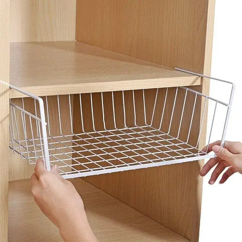 Metal hanging storage basket for workspace and storage Prix Choc