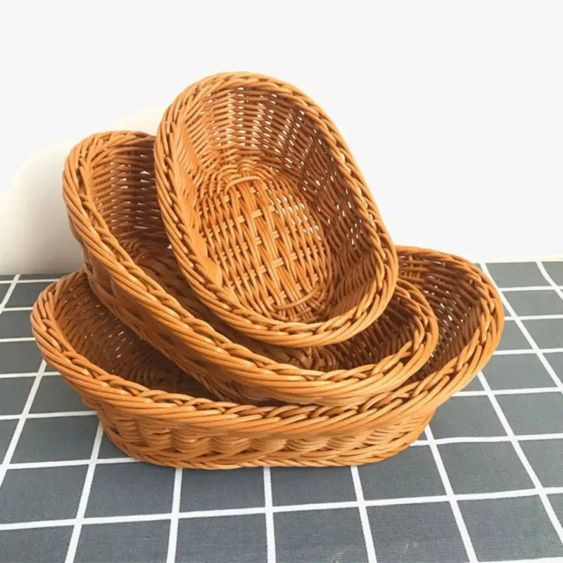 Prix Réduit Oval rattan baskets for bread, fruits and vegetables
