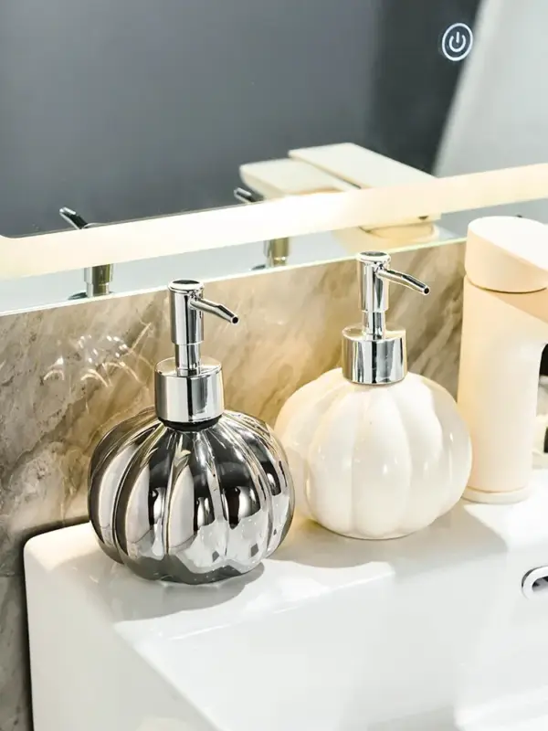Ceramic lotion dispenser for shower gel and shampoo Solde