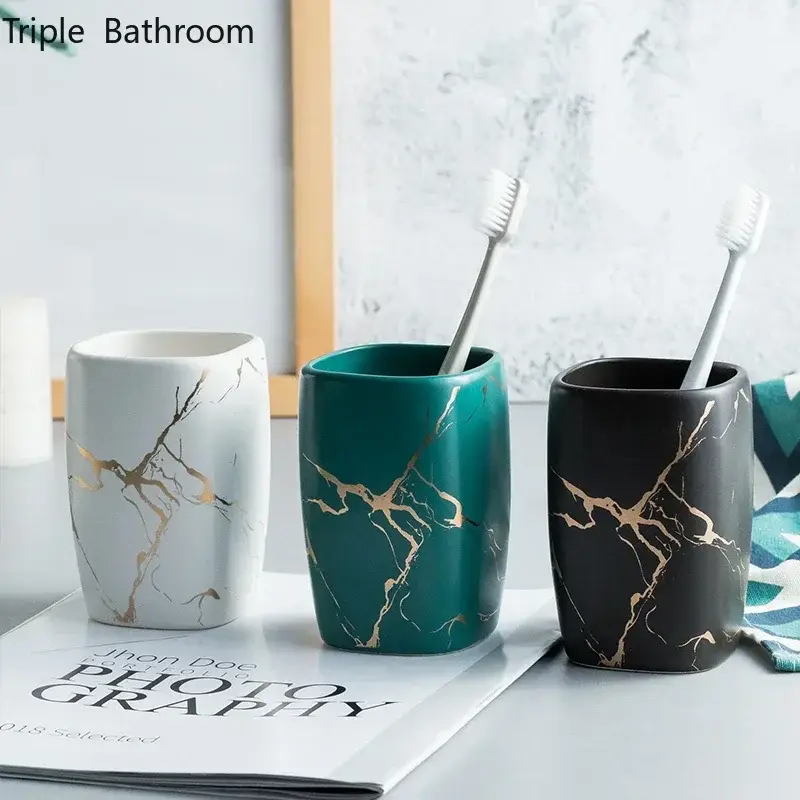 Ceramic mug and toothbrush holder set Pas Cher