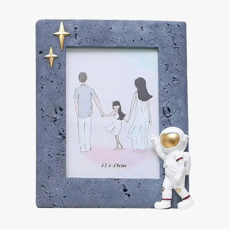 Resin astronaut photo frames for interior decoration Prix Réduit