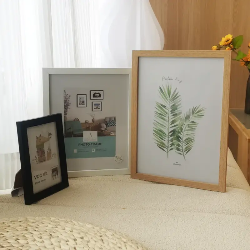 Decorative wooden photo frame for hanging or standing Prix Réduit