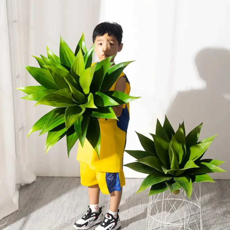 Tropical artificial yucca plant for outdoor decoration Vente Flash
