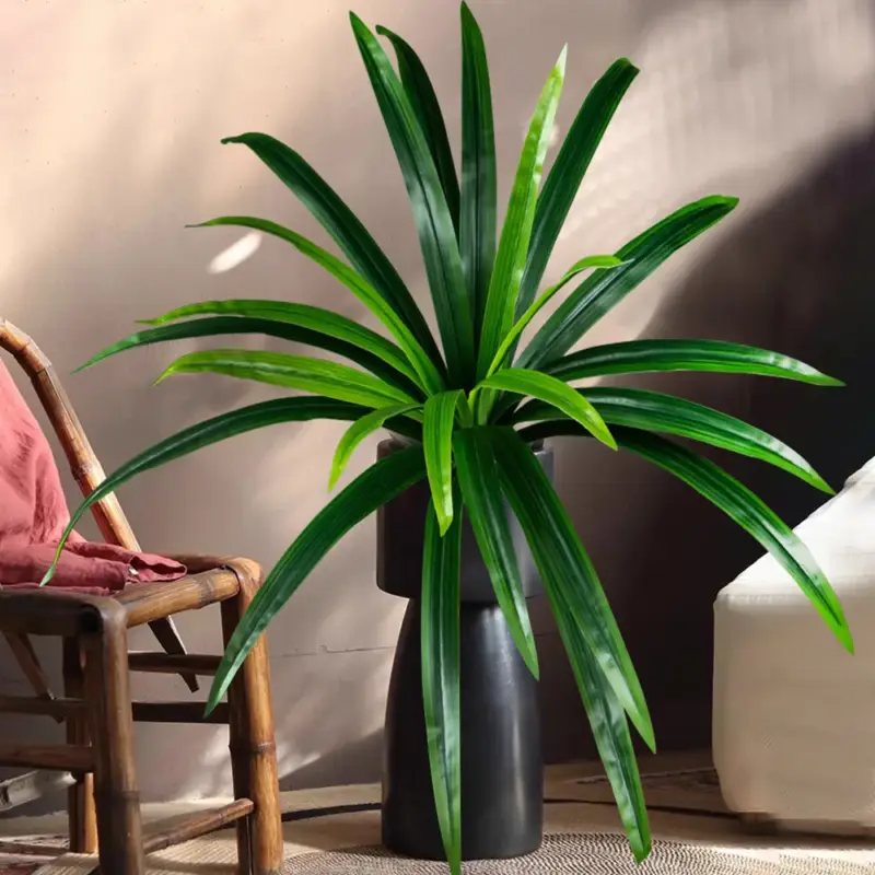 Certifié Artificial magnolia plants and tropical leaves for decoration