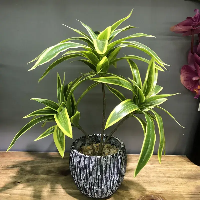 Artificial potted palm tree with three heads for indoor decoration Meilleur Choix