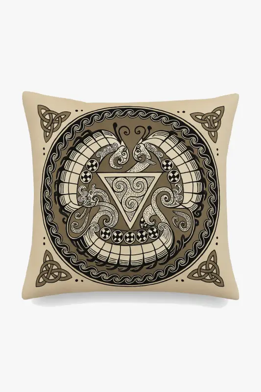 Viking amulet geometric cushion cover black and white Prix Cassé