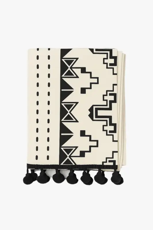 Commander Vite Peony print tablecloth with decorative tassels, ins style