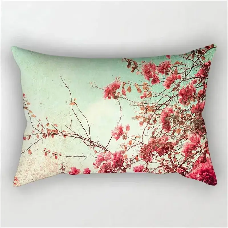 Promotion Saisonnière Rainbow cushion cover with red and pink flowers