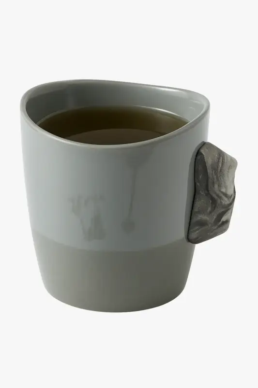 Commander Vite Ceramic mug with climbing handle playful design for home and office